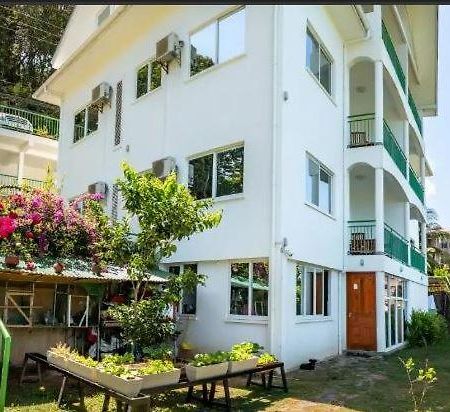 Manfiyo Guest House Anse Boileau Zewnętrze zdjęcie